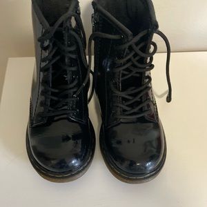 ⭐️Like New⭐️Dr. Martens Boots